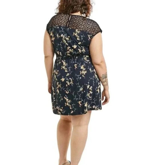 NWT Reitman's Elastic Waist Printed Dress With Crochet Inserts Navy Blue Large - Picture 2 of 13